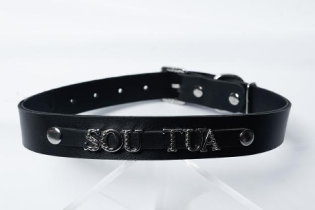 Coleira em couro sintético HOJE TEM